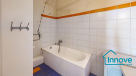 
                                                                                        Vente
                                                                                         Appartement triplex 4 chambres Versailles Saint Louis Cathedrale