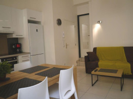 
                                                                                        Location
                                                                                         Appartement Vaise 2 Pièces 29 m² meublé
