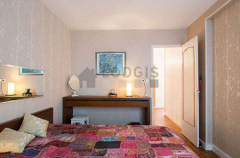 Location
Appartment proche des Invalides (loyer tout inclus)