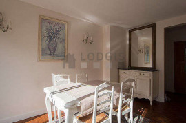 Location
Appartment proche des Invalides (loyer tout inclus)