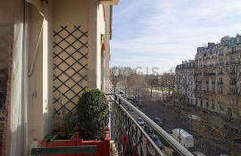 Location
Appartment proche des Invalides (loyer tout inclus)