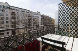 Location
Appartment proche des Invalides (loyer tout inclus)
