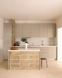 Location
Appartment to rent in Ivry sur Seine (loyer tout inclus)