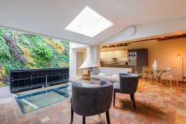 Location
Appt unique au coeur du Marais (loyer tout inclus)