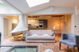 Location
Appt unique au coeur du Marais (loyer tout inclus)