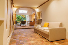 Location
Appt unique au coeur du Marais (loyer tout inclus)