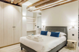 Location
Appt unique au coeur du Marais (loyer tout inclus)