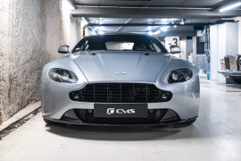 
                                                                                        Voiture
                                                                                         Aston Martin V8 Vantage S N430 4.7 436 BVM