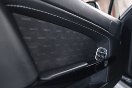 
                                                                                        Voiture
                                                                                         Aston Martin V8 Vantage S N430 4.7 436 BVM