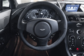 
                                                                                        Voiture
                                                                                         Aston Martin V8 Vantage S N430 4.7 436 BVM