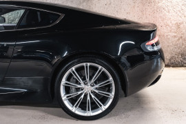 
                                                                                        Voiture
                                                                                         Aston Martin Virage V12 6.0 500
