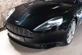 
                                                                                        Voiture
                                                                                         Aston Martin Virage V12 6.0 500