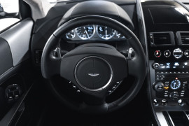 
                                                                                        Voiture
                                                                                         Aston Martin Virage V12 6.0 500