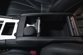 
                                                                                        Voiture
                                                                                         Aston Martin Virage V12 6.0 500