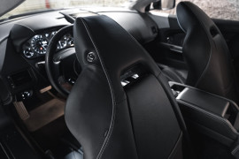 
                                                                                        Voiture
                                                                                         Aston Martin Virage V12 6.0 500