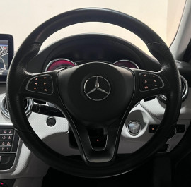 Voiture
Audi A-Class 1.5 A180d Sport (Executive) Hatchback 5dr Diesel 7G-DCT Euro 6 (s/s) (109 ps) Hatchback