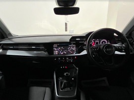 Voiture
Audi A3 1.0 TFSI 30 Technik Sportback 5dr Petrol Manual Euro 6 (s/s) (110 ps)