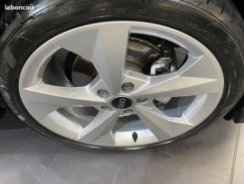 Voiture
Audi A3 sportback A 3 35 TDI 150 S-LINE S tronic