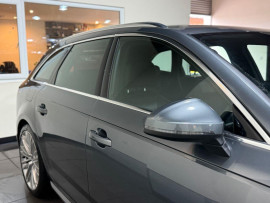 
                                                                                        Voiture
                                                                                         Audi A4 AVANT 2.0 TDI 35 S line Estate 5dr Diesel S Tronic Euro 6 (s/s) (150 ps)
