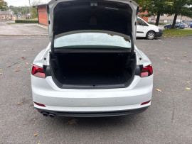 
                                                                                        Voiture
                                                                                         Audi A5 2.0 TDI S line Coupe 2dr Diesel S Tronic Euro 6 (s/s) (190 ps)