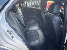 
                                                                                        Voiture
                                                                                         Audi Q2 1.0 TFSI 30 Black Edition SUV 5dr Petrol Manual Euro 6 (s/s) (116 ps) 85K MOT 12/26 FSH ULEZ