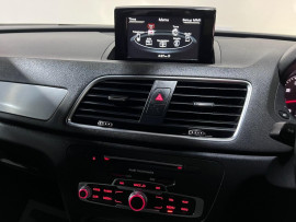 
                                                                                        Voiture
                                                                                         Audi Q3 1.4 TFSI CoD S line Edition SUV 5dr Petrol S Tronic Euro 6 (s/s) (150 ps)