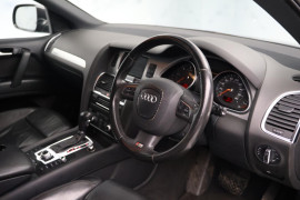 
                                                                                        Voiture
                                                                                         Audi Q7 3.0 TDI V6 S line Tiptronic quattro Euro 5 5dr