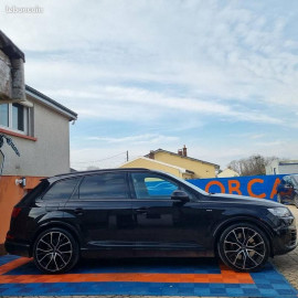 Voiture
Audi SQ7 TDI quattro 3956cm3 435cv