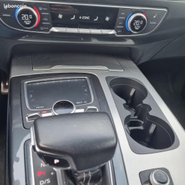 Voiture
Audi SQ7 TDI quattro 3956cm3 435cv