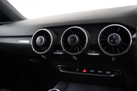
                                                                                        Voiture
                                                                                         Audi TT 2.0 TDI ultra Sport Euro 6 (s/s) 3dr