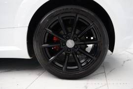 
                                                                                        Voiture
                                                                                         Audi TT 2.0 TDI ultra Sport Euro 6 (s/s) 3dr