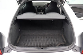 
                                                                                        Voiture
                                                                                         Audi TT 2.0 TDI ultra Sport Euro 6 (s/s) 3dr