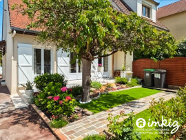 
                                                                                        Vente
                                                                                         Autonomie de plain pied - maison 5 ch, dependances