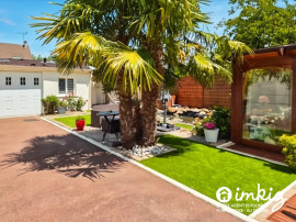 
                                                                                        Vente
                                                                                         Autonomie de plain pied - maison 5 ch, dependances