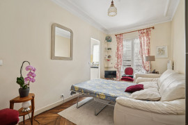 Location
Avenue Bosquet cosy apartment (loyer tout inclus)