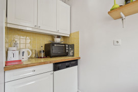 Location
Avenue Bosquet cosy apartment (loyer tout inclus)