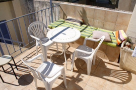 
                                                                                        Location
                                                                                         AVIGNON Centre, Studio neuf, Jardin Terrasses