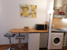 
                                                                                        Location
                                                                                         Avignon IM - 5 mn fac joli studio meublé 24 m2