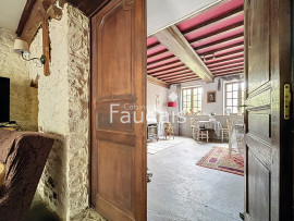 
                                                                                        Vente
                                                                                         Axe GRANVILLE-COUTANCES - Maison anglo-normande avec chambre