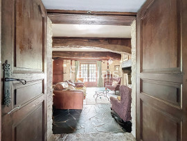 
                                                                                        Vente
                                                                                         Axe GRANVILLE-COUTANCES - Maison anglo-normande avec chambre
