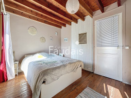 
                                                                                        Vente
                                                                                         Axe Saint-Lô Coutances, le Lorey Maison de campagne 