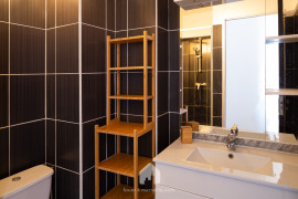 
                                                                                        Location
                                                                                         Balcon de Longchamp