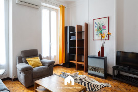 
                                                                                        Location
                                                                                         Balcon Escat