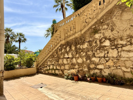 
                                                                                        Vente
                                                                                         Bas Cimiez – Appartement bourgeois avec terrasse et parking