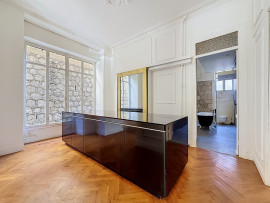 
                                                                                        Vente
                                                                                         Bas Cimiez – Appartement bourgeois avec terrasse et parking