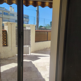 
                                                                                        Location
                                                                                         bas de villa beaumont 44m2