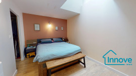 
                                                                                        Vente
                                                                                         BAS GUILHEMERY - Maison de ville familale avec cachet