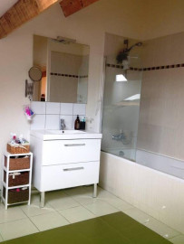 
                                                                                        Location
                                                                                         Beau 2 pièces 52m² Suresnes