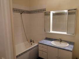 
                                                                                        Location
                                                                                         Beau 2 pièces 64m² à louer quartier Val Fleury