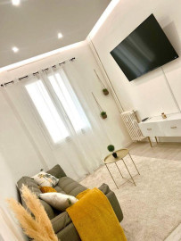 
                                                                                        Location
                                                                                         Beau 2 pièces Marseille 7 plage des catalans